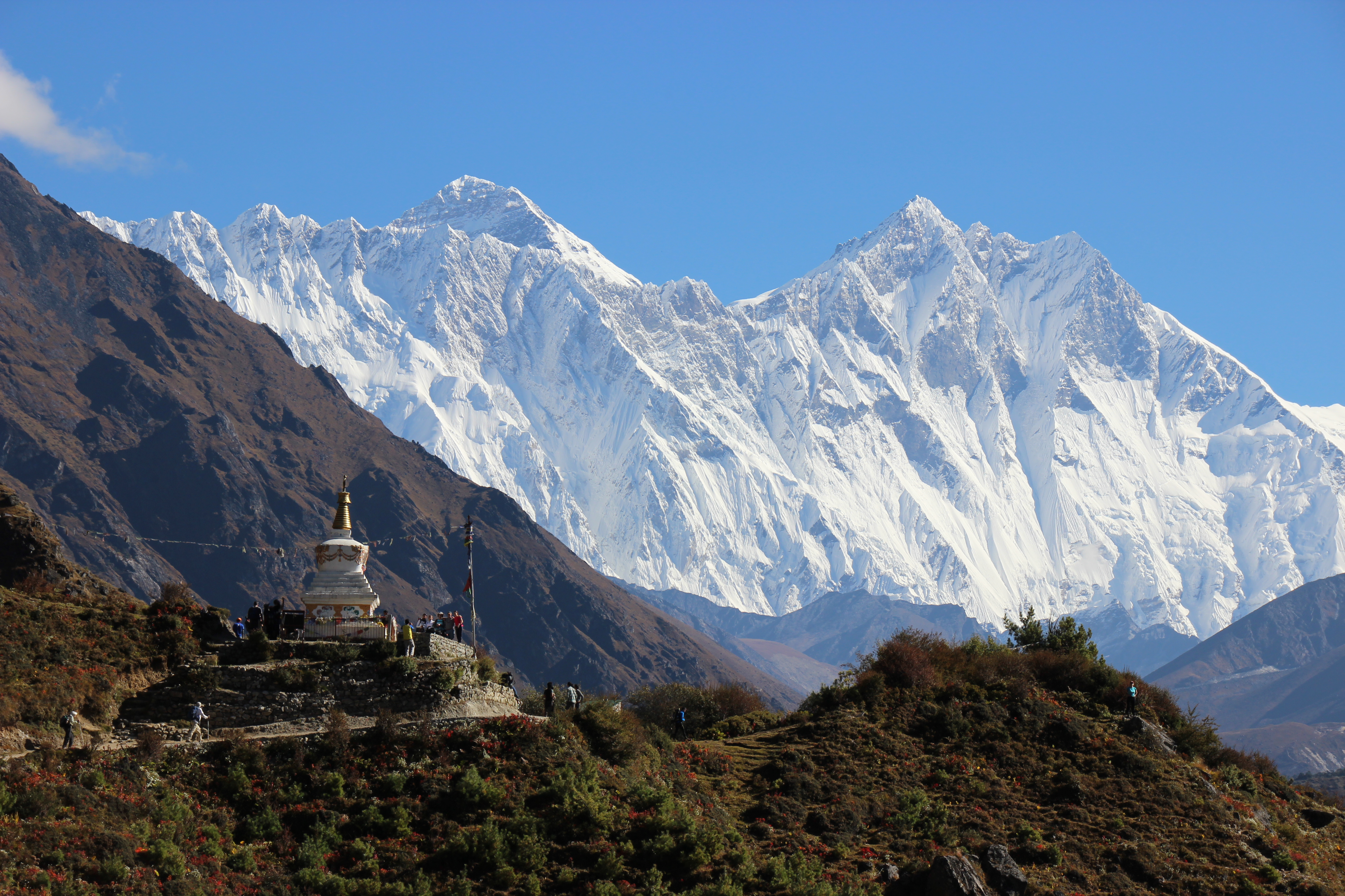 Stupa - Trail - Mountains