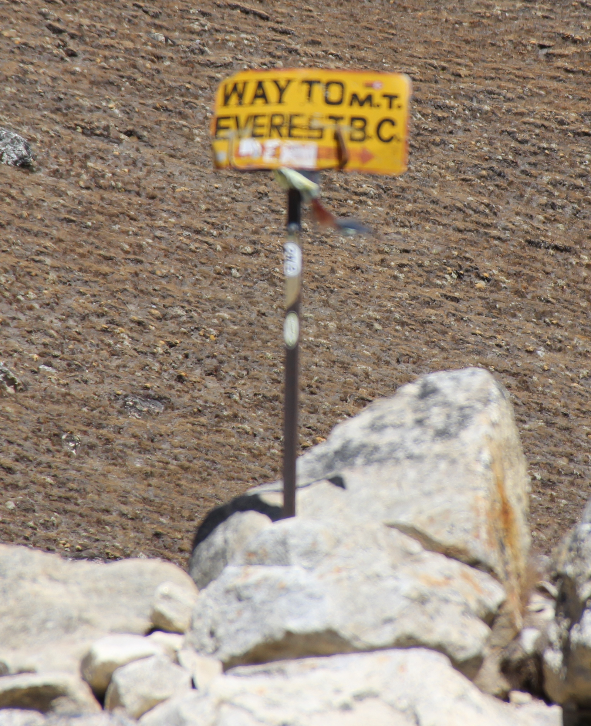 Sign to Everest Base Camp